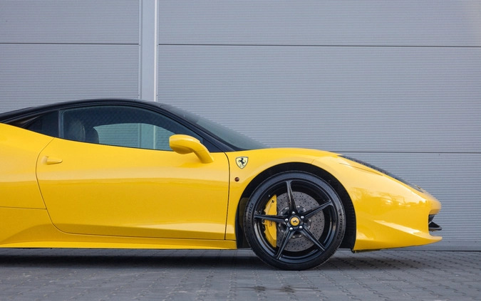 Ferrari 458 Italia cena 799000 przebieg: 83119, rok produkcji 2012 z Namysłów małe 742